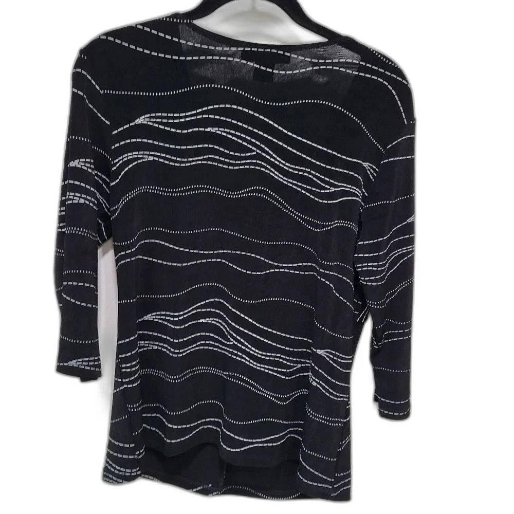 NEW Knit Top with 3/4 Sleeves - Size Large